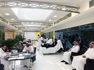 البنك السعودي للاستثمار ينظم حملة تبرع بالدم لمستشفى الملك فيصل التخصصي ومركز الأبحاث البنك السعودي للاستثمار ينظم حملة تبرع بالدم لمستشفى الملك فيصل التخصصي ومركز الأبحاث